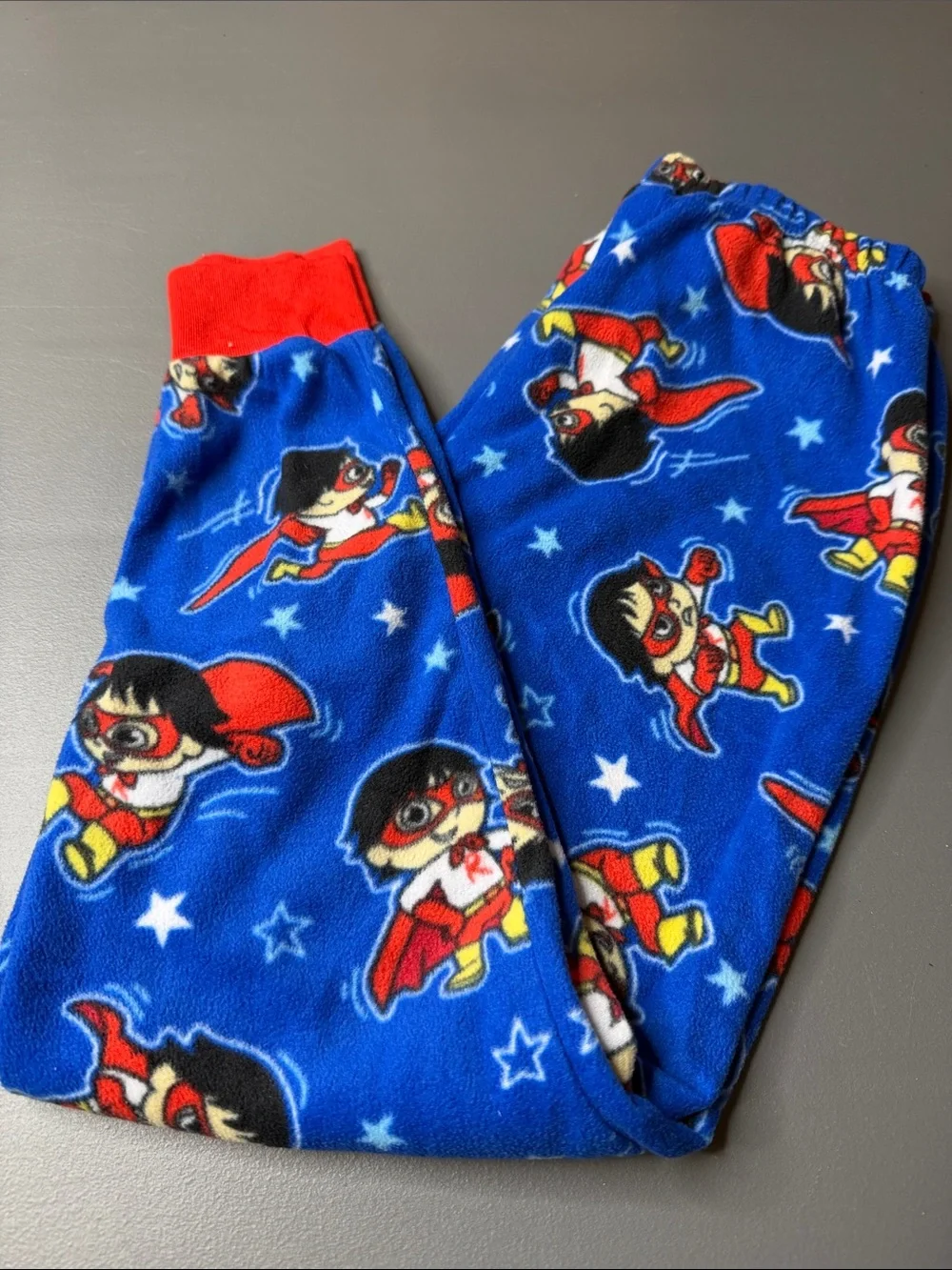 Kid’s Ryan’s World Pajama Set. Size: Med/8 NwoT